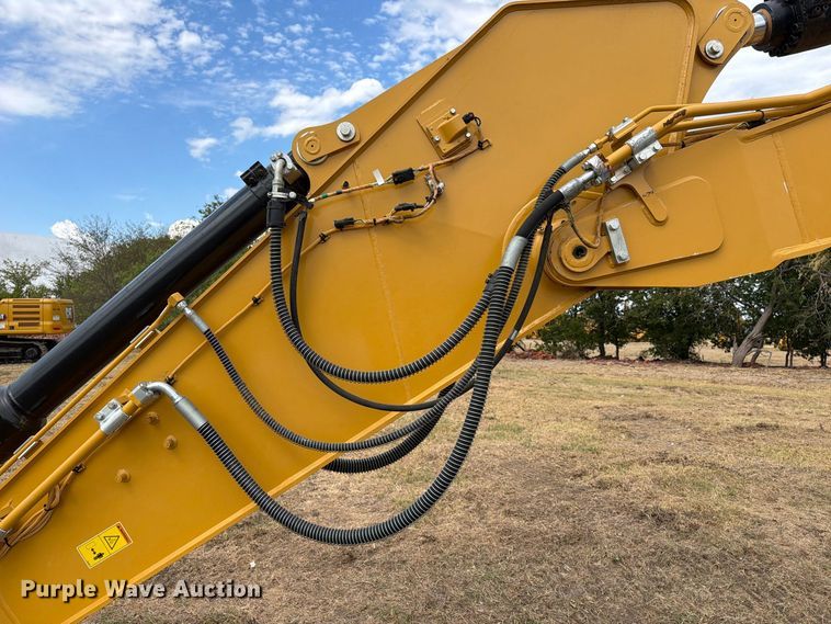 image for item FN3550 2022 Caterpillar 330 TC excavator
