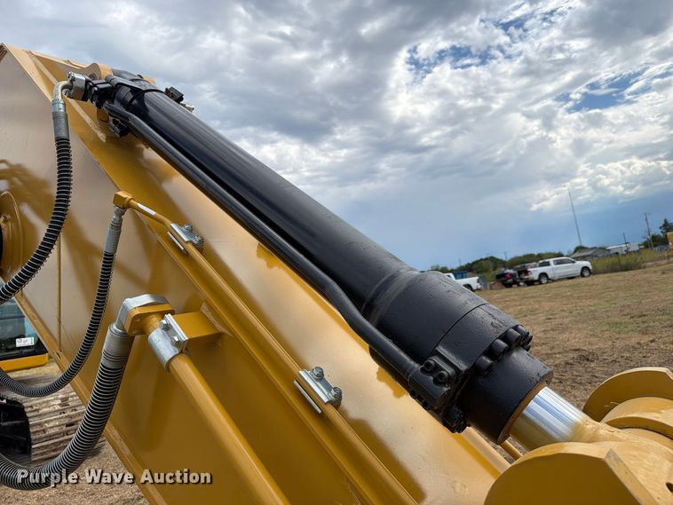 image for item FN3550 2022 Caterpillar 330 TC excavator