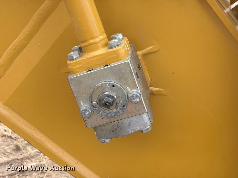 image for item FN3550 2022 Caterpillar 330 TC excavator