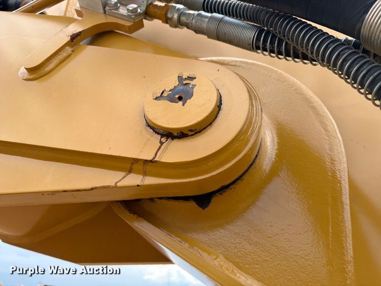 image for item FN3550 2022 Caterpillar 330 TC excavator