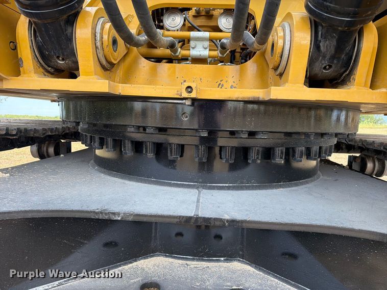 image for item FN3550 2022 Caterpillar 330 TC excavator