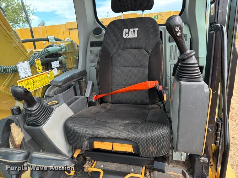 image for item FN3550 2022 Caterpillar 330 TC excavator