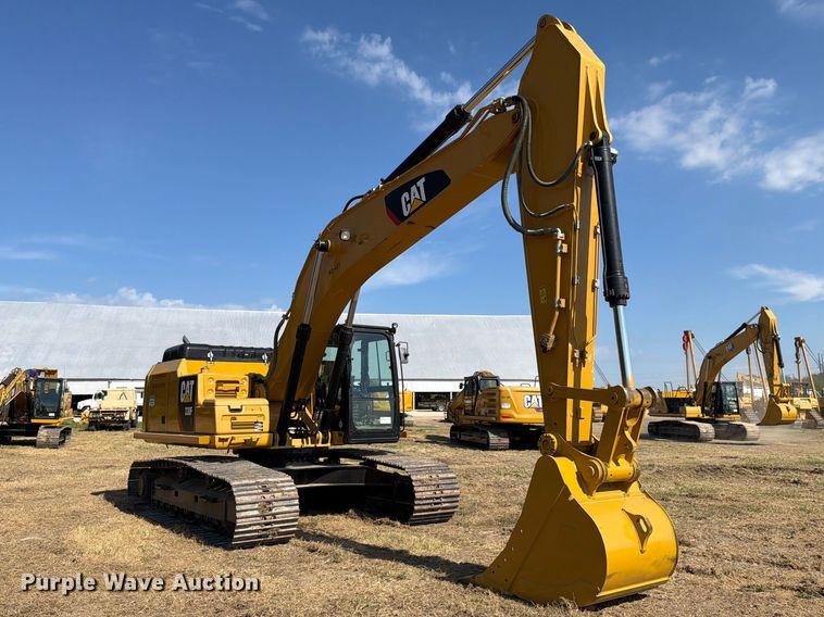 image for item FN3551 2018 Caterpillar 330F L excavator