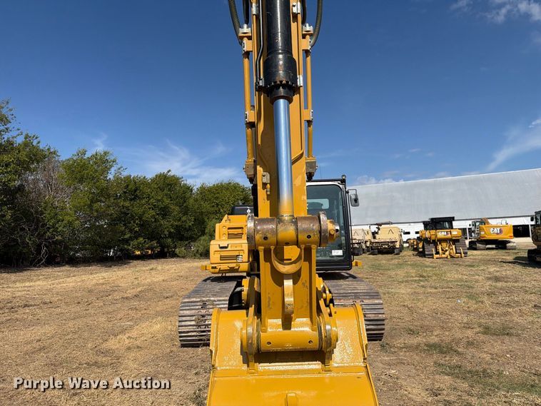 image for item FN3551 2018 Caterpillar 330F L excavator