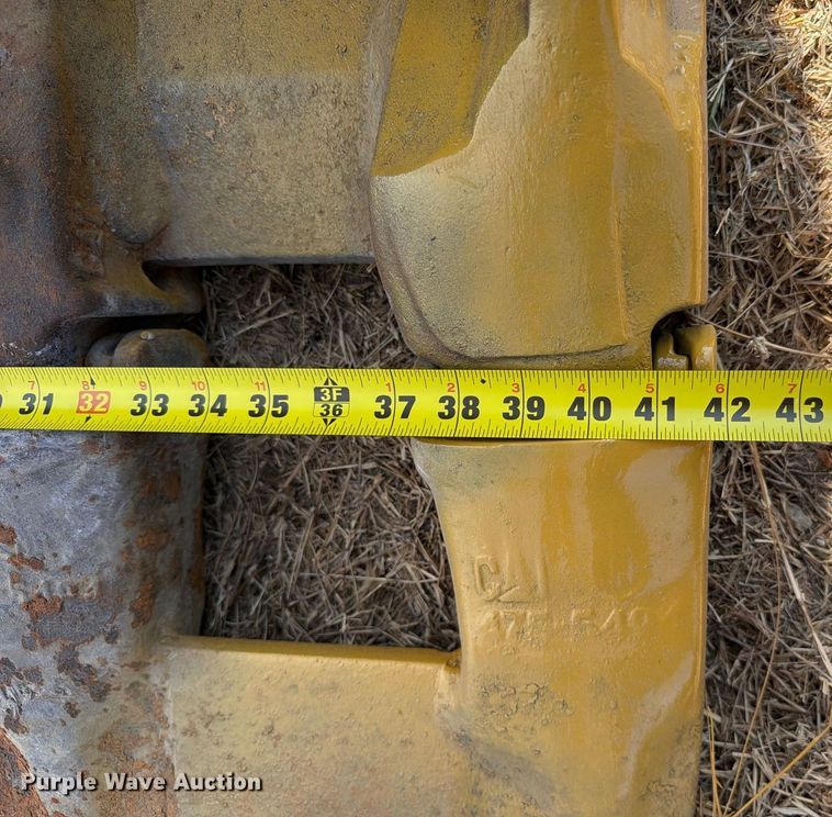 image for item FN3551 2018 Caterpillar 330F L excavator