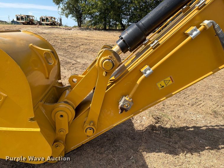 image for item FN3551 2018 Caterpillar 330F L excavator