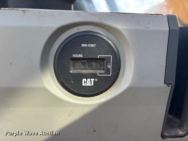image for item FN3551 2018 Caterpillar 330F L excavator