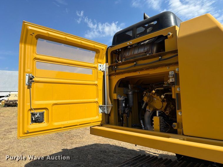 image for item FN3551 2018 Caterpillar 330F L excavator