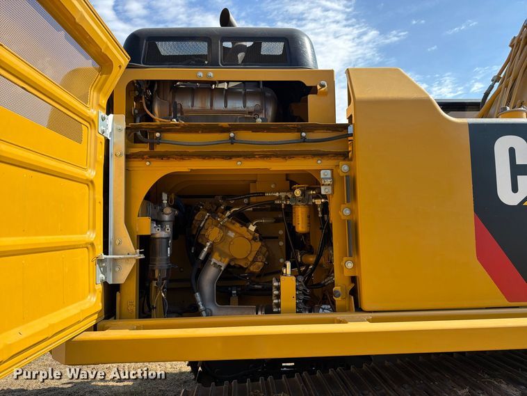 image for item FN3551 2018 Caterpillar 330F L excavator