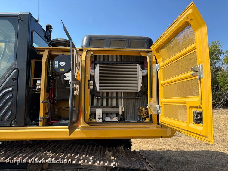 image for item FN3551 2018 Caterpillar 330F L excavator