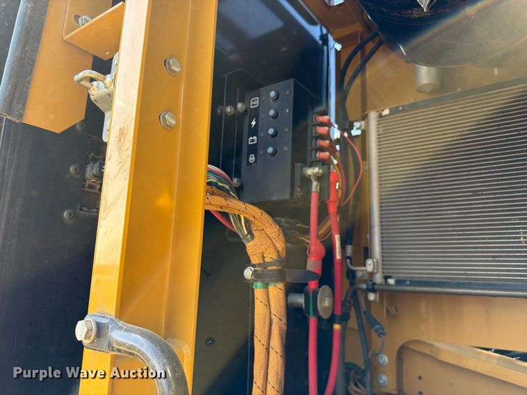image for item FN3551 2018 Caterpillar 330F L excavator