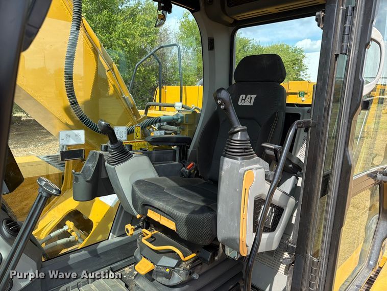 image for item FN3552 2021 Caterpillar 330 excavator