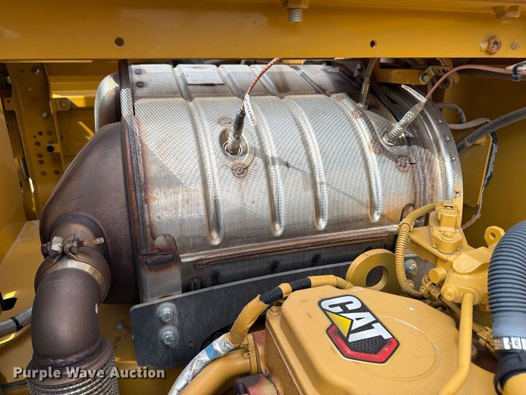 image for item FN3552 2021 Caterpillar 330 excavator