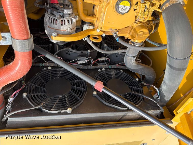 image for item FN3552 2021 Caterpillar 330 excavator