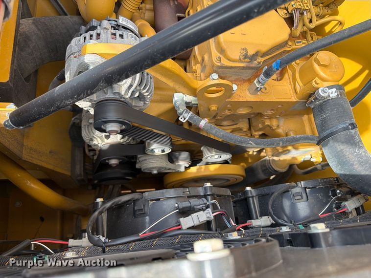 image for item FN3552 2021 Caterpillar 330 excavator