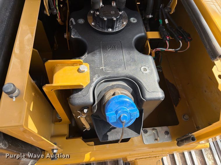image for item FN3552 2021 Caterpillar 330 excavator