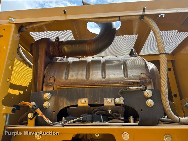 image for item FN3552 2021 Caterpillar 330 excavator