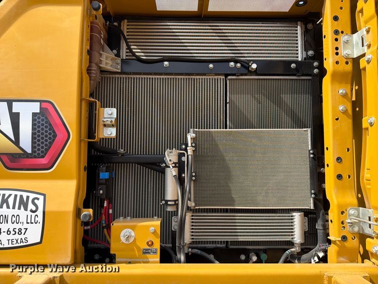 image for item FN3552 2021 Caterpillar 330 excavator