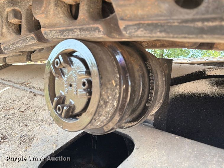 image for item FN3552 2021 Caterpillar 330 excavator