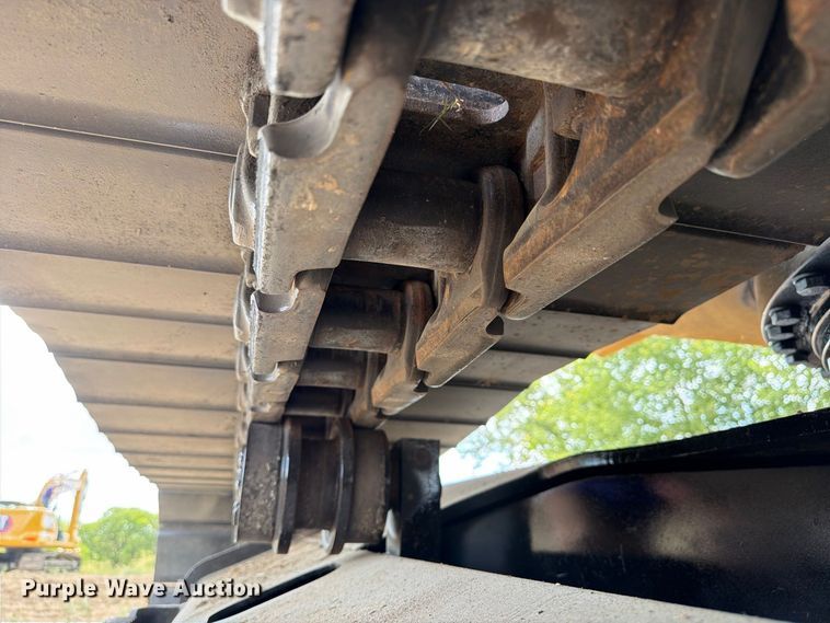 image for item FN3552 2021 Caterpillar 330 excavator