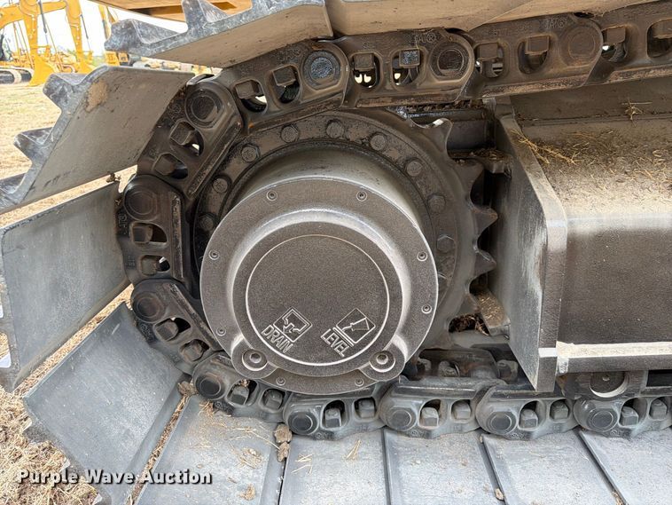 image for item FN3552 2021 Caterpillar 330 excavator