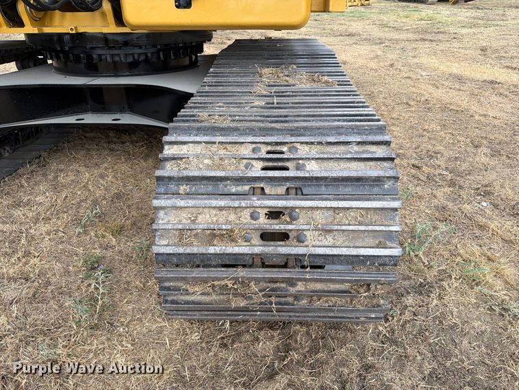 image for item FN3552 2021 Caterpillar 330 excavator