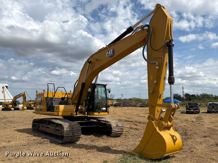 image for item FN3553 2022 Caterpillar 330 TC excavator