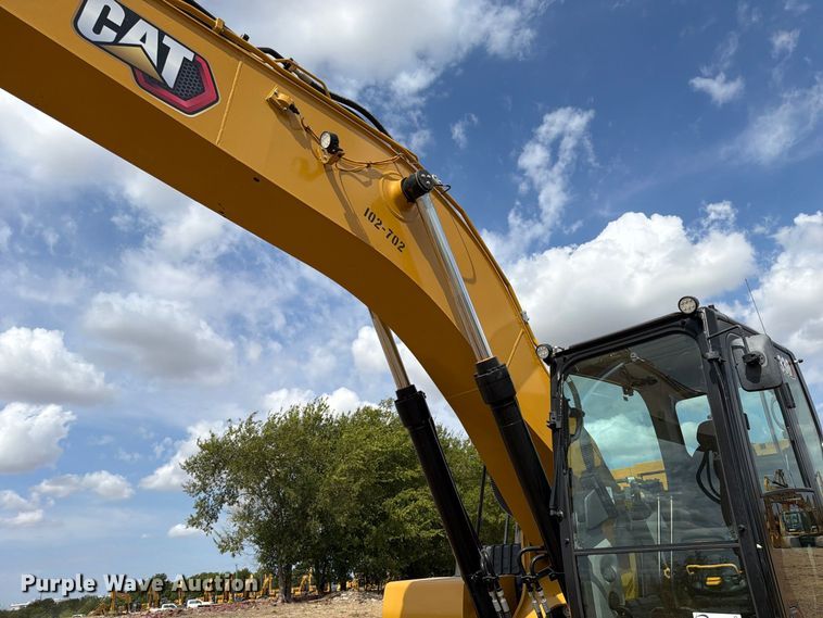 image for item FN3553 2022 Caterpillar 330 TC excavator