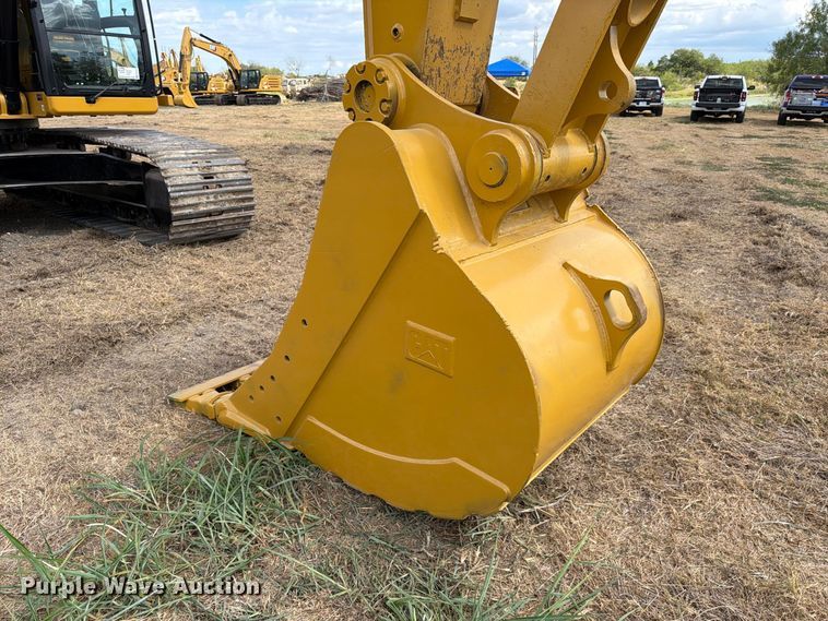 image for item FN3553 2022 Caterpillar 330 TC excavator