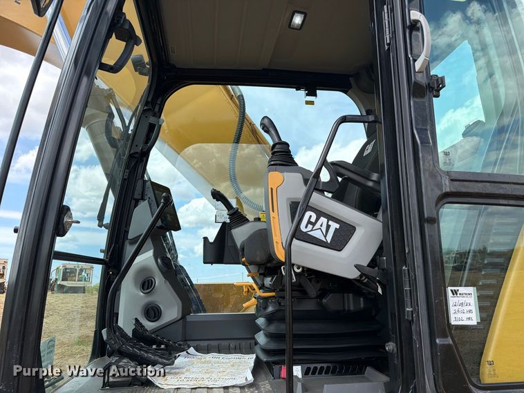 image for item FN3553 2022 Caterpillar 330 TC excavator