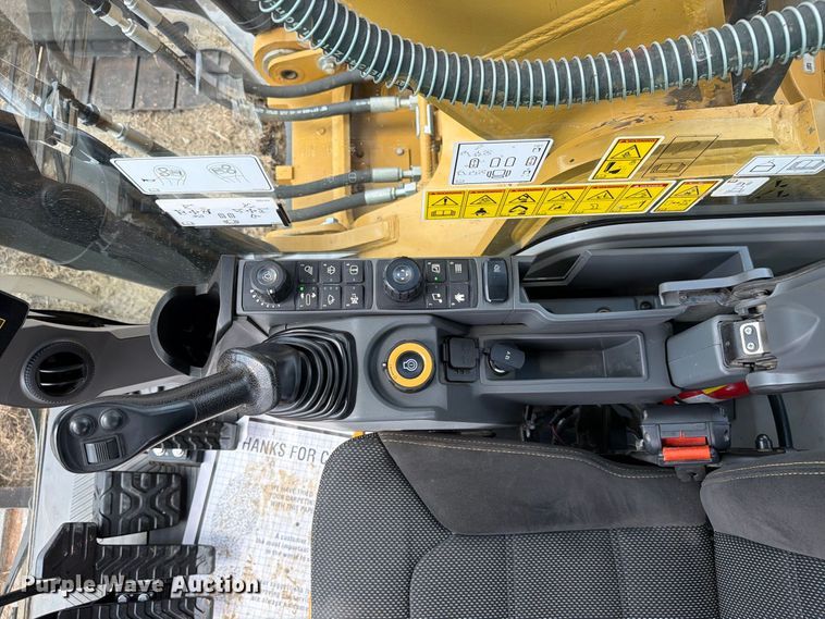 image for item FN3553 2022 Caterpillar 330 TC excavator