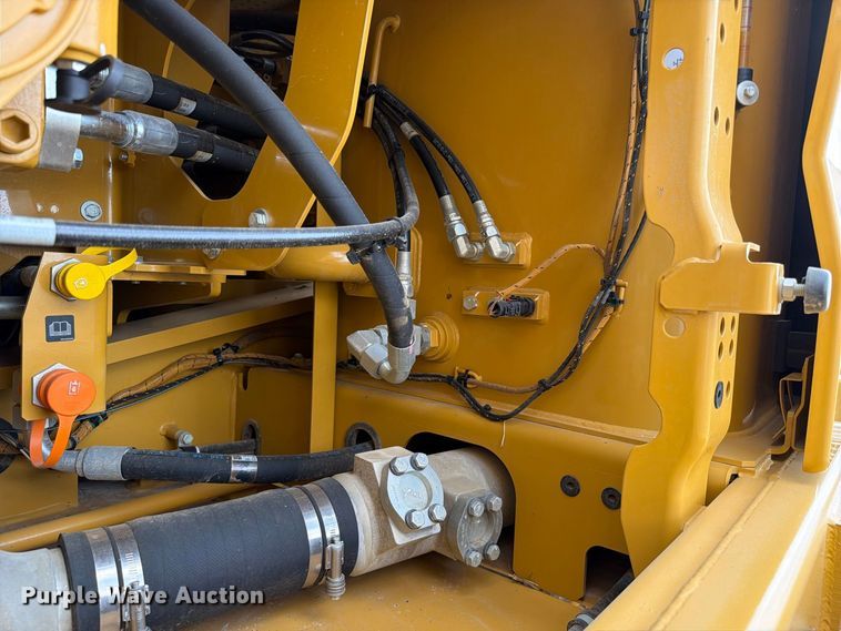 image for item FN3553 2022 Caterpillar 330 TC excavator