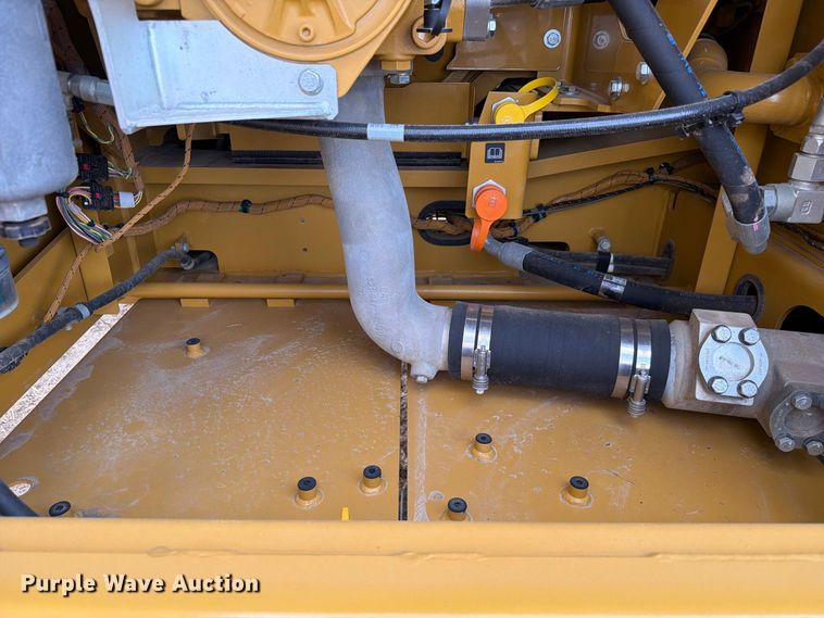 image for item FN3553 2022 Caterpillar 330 TC excavator