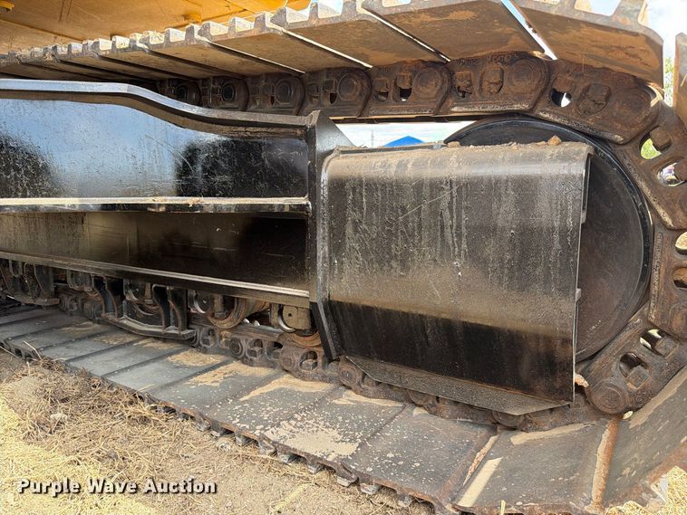 image for item FN3553 2022 Caterpillar 330 TC excavator
