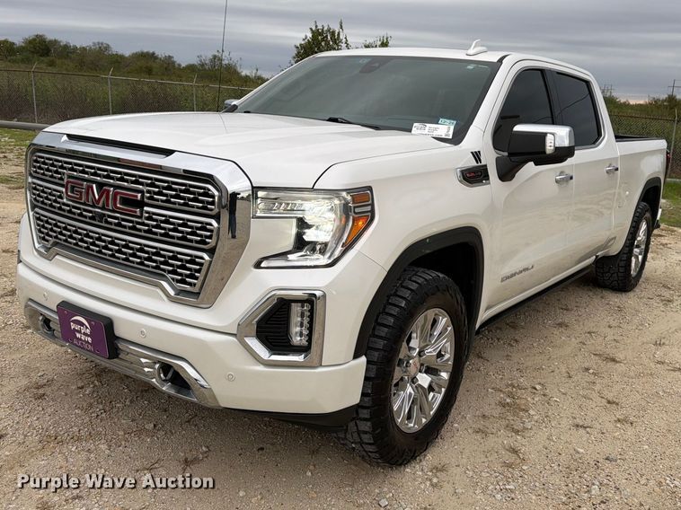 Photo of 2021 GMC Sierra 1500 Denali