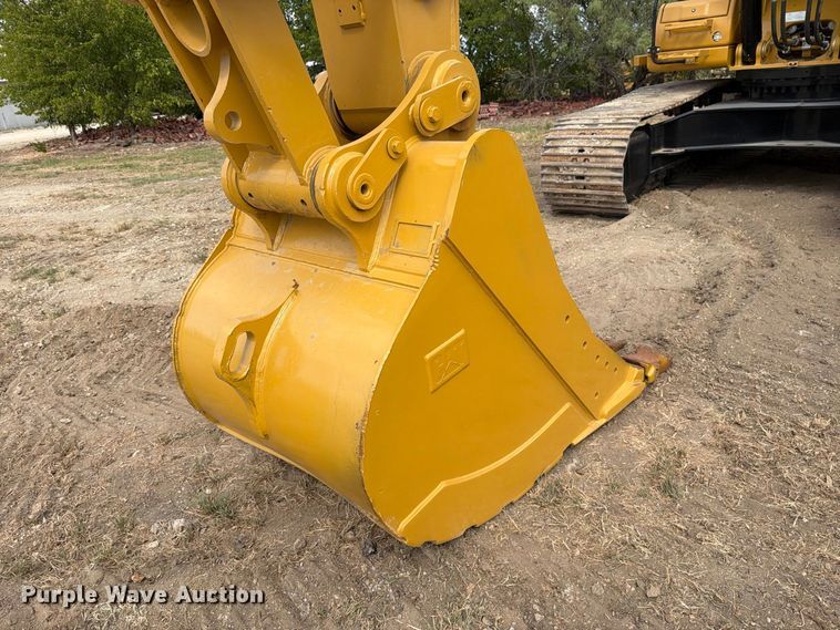 image for item FN3560 2023 Caterpillar 336 TC excavator