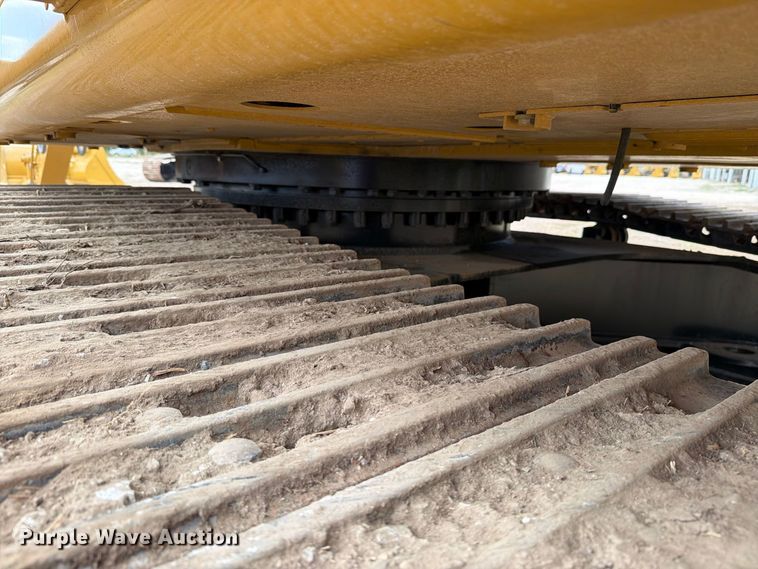 image for item FN3560 2023 Caterpillar 336 TC excavator