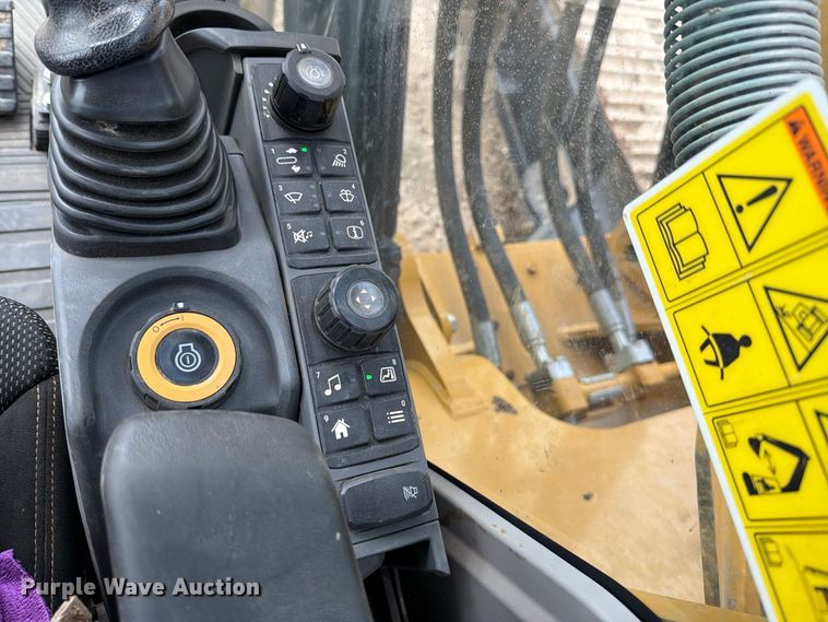image for item FN3560 2023 Caterpillar 336 TC excavator