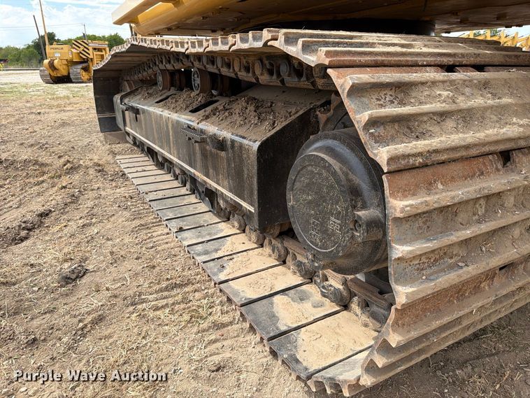 image for item FN3560 2023 Caterpillar 336 TC excavator
