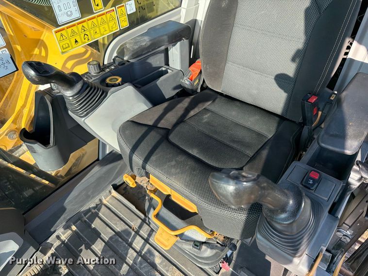 image for item FN3561 2023 Caterpillar 336 TC excavator