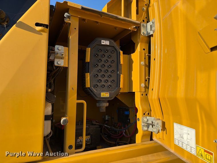 image for item FN3561 2023 Caterpillar 336 TC excavator