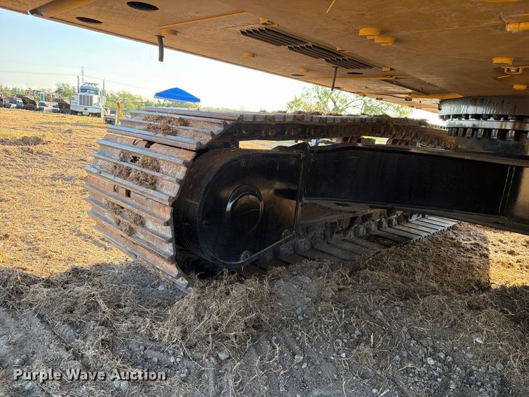 image for item FN3561 2023 Caterpillar 336 TC excavator