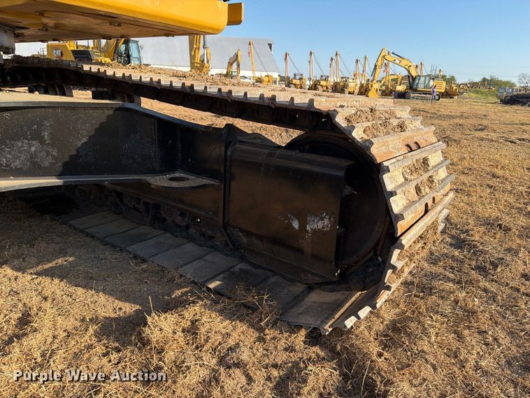 image for item FN3561 2023 Caterpillar 336 TC excavator