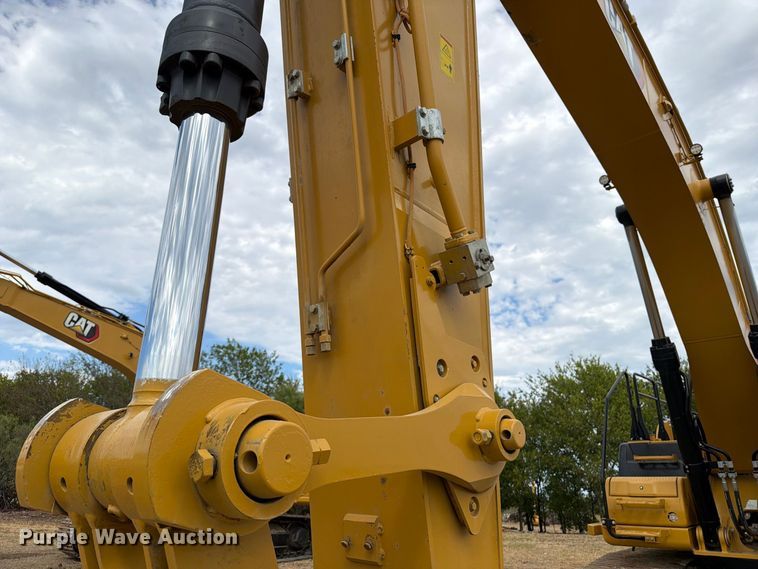 image for item FN3562 2022 Caterpillar 336 TC excavator