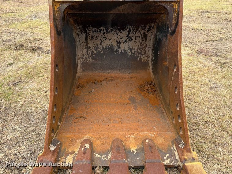 image for item FN3562 2022 Caterpillar 336 TC excavator