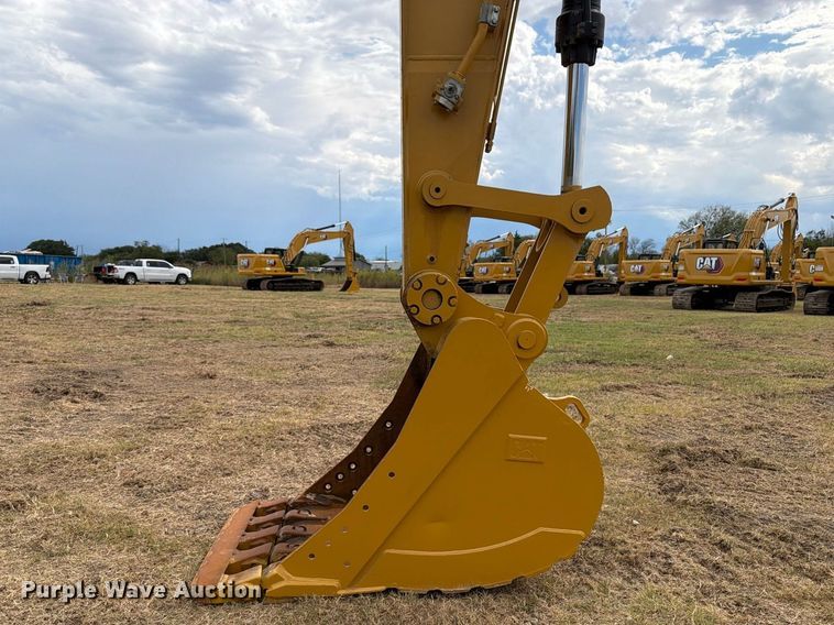 image for item FN3562 2022 Caterpillar 336 TC excavator