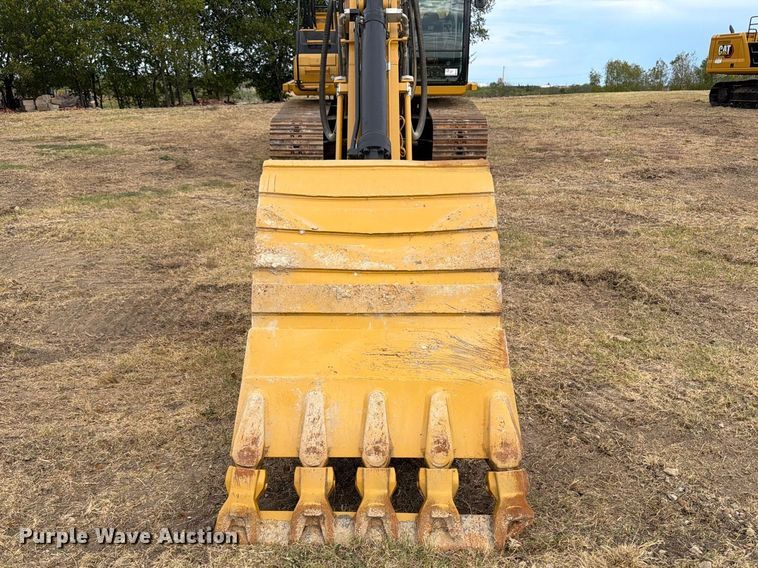 image for item FN3562 2022 Caterpillar 336 TC excavator
