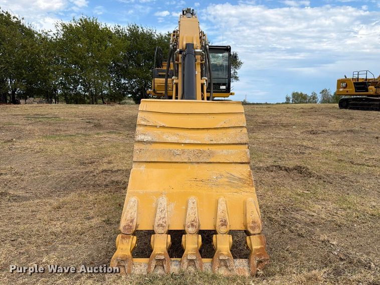 image for item FN3562 2022 Caterpillar 336 TC excavator