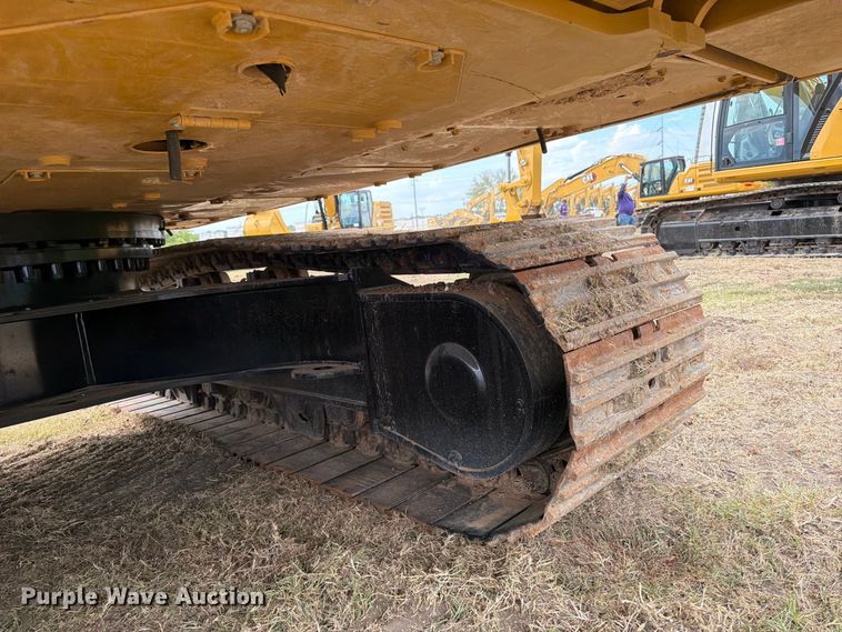 image for item FN3562 2022 Caterpillar 336 TC excavator