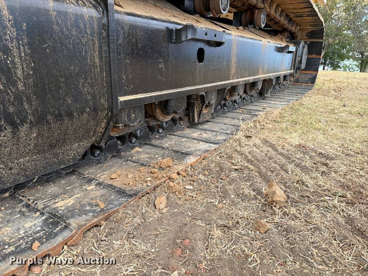 image for item FN3562 2022 Caterpillar 336 TC excavator